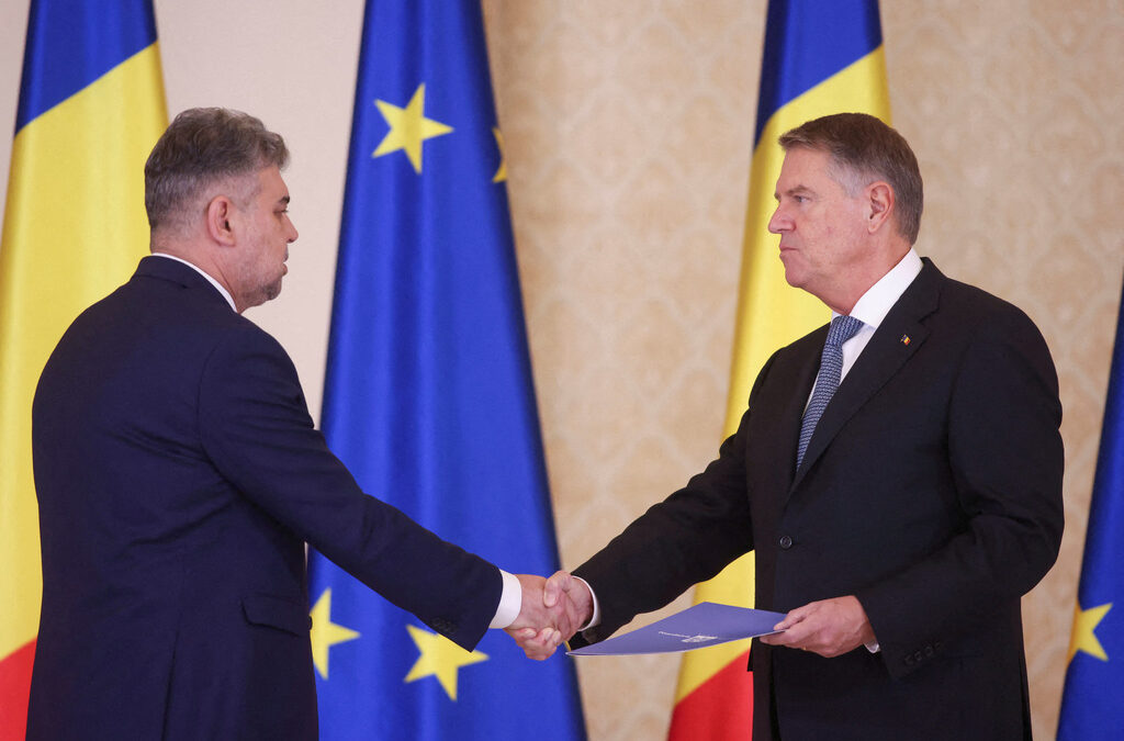 Румъния ще избира президент на 4 май, Йоханис остава на поста до лятото