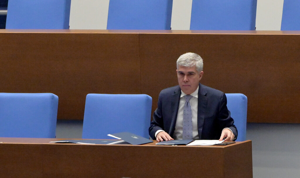 Заседание на 51 то народно събрание, парламент Владимир Малинов