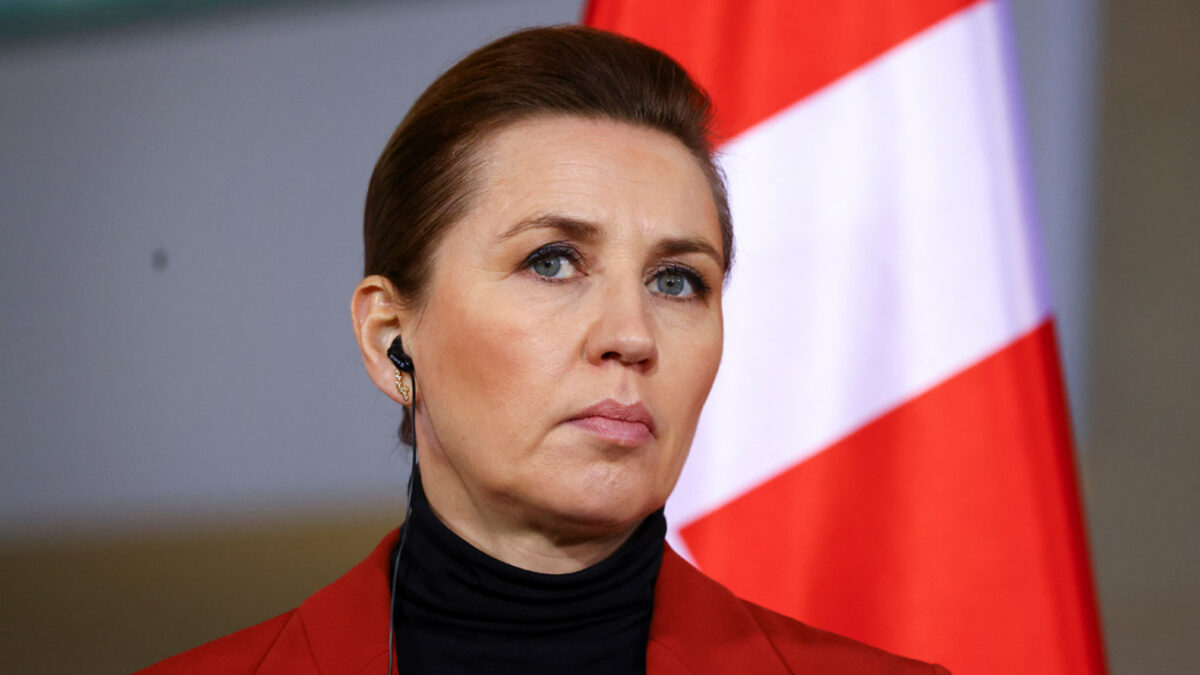 Премиерът на Дания прави дипломатическа совалка в Европа за Гренландия