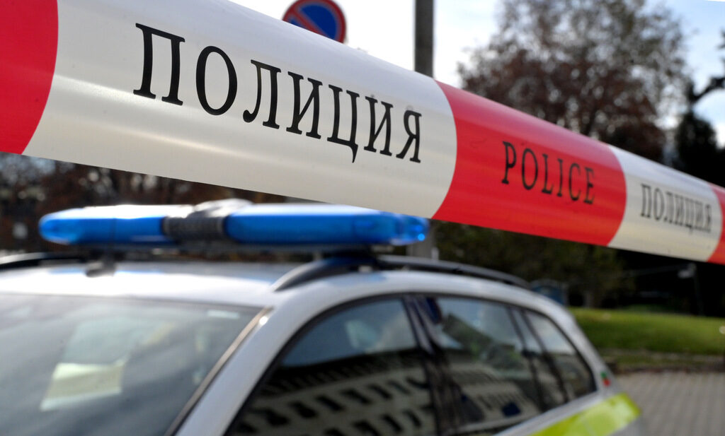 Жена намушка с нож трима души на столичния бул. "Витоша"