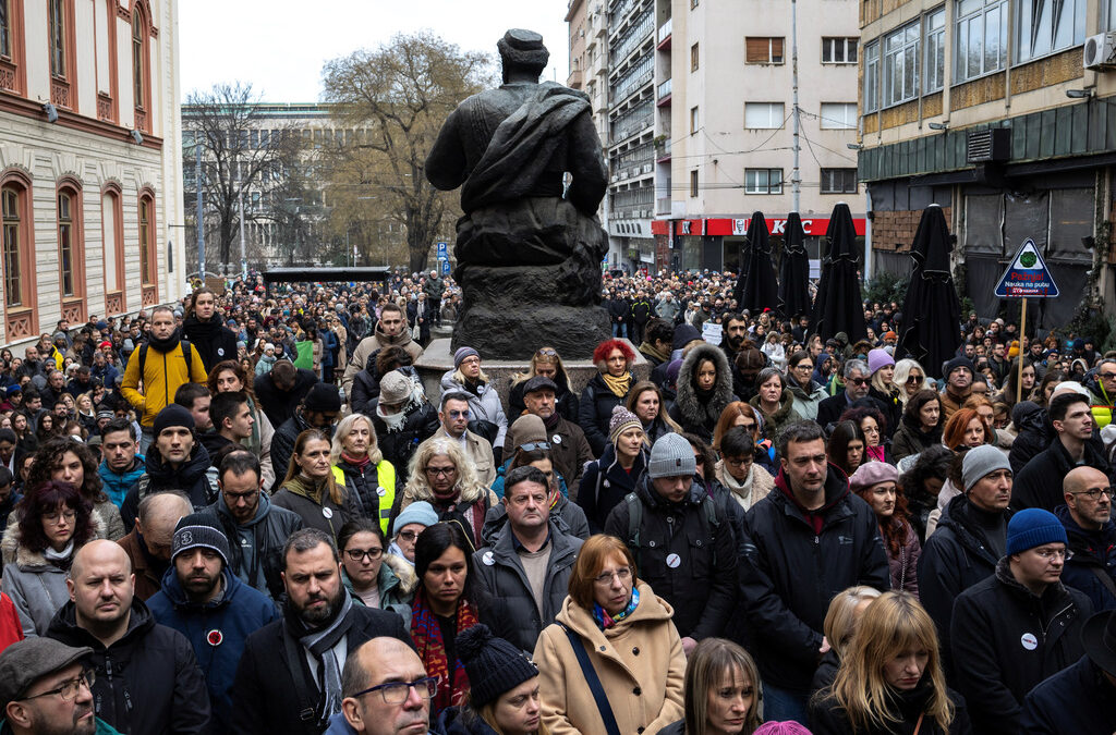 Пенсионери в Сърбия излизат на протест в подкрепа на студентите