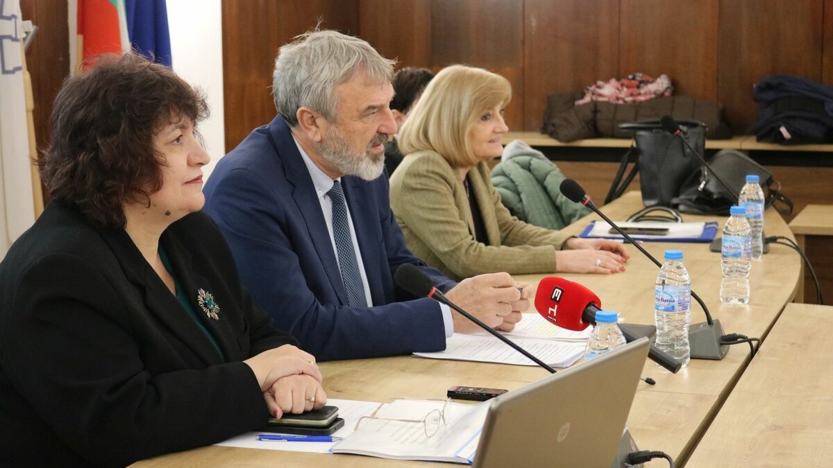 Русе свива приема на ученици след 7-и клас в профилираните паралелки
