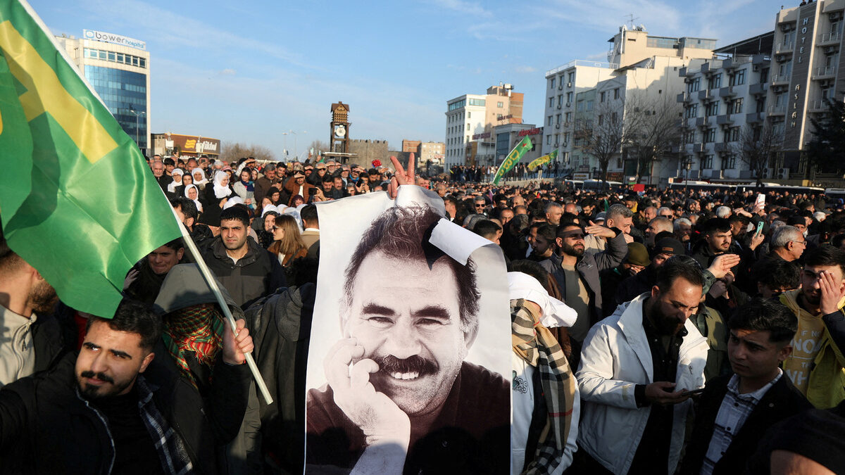 ПКК обяви незабавно примирие след 40 години конфликт с Турция ПКК обяви незабавно примирие след 40 години конфликт с Турция