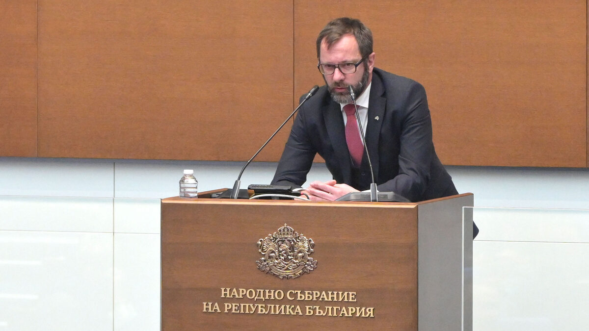 Шефът на пътната агенция: Оскъпяване на магистралата Русе – Велико Търново ще е за сметка на строителя Шефът на пътната агенция: Оскъпяване на магистралата Русе – Велико Търново ще е за сметка на строителя