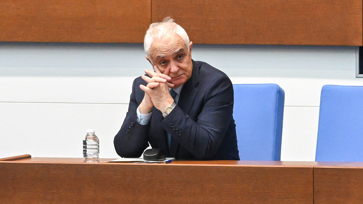 Парламент - заседание - Атанас Запрянов