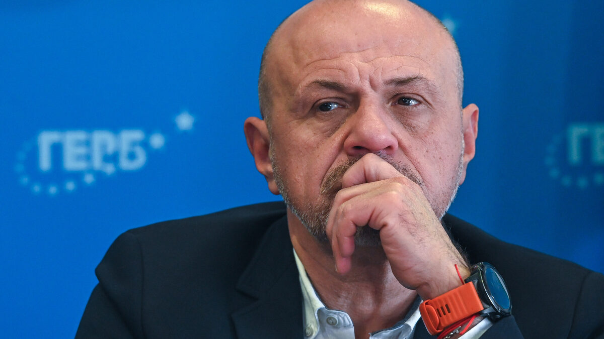 Управляващите отлагат отново либерализацията на тока за бита