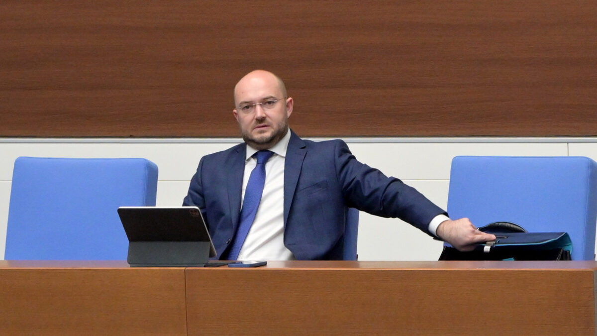 Заседание на 51 народно събрание, парламент Георги Георгиев - министър на правосъдието