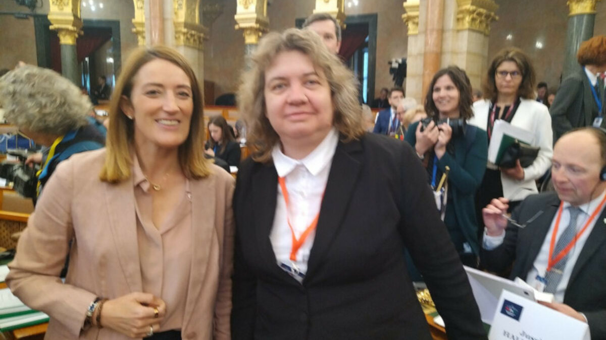 Роберта Мецола обеща подкрепа от европейските институции за влизането в еврозоната Роберта Мецола обеща подкрепа от европейските институции за влизането в еврозоната