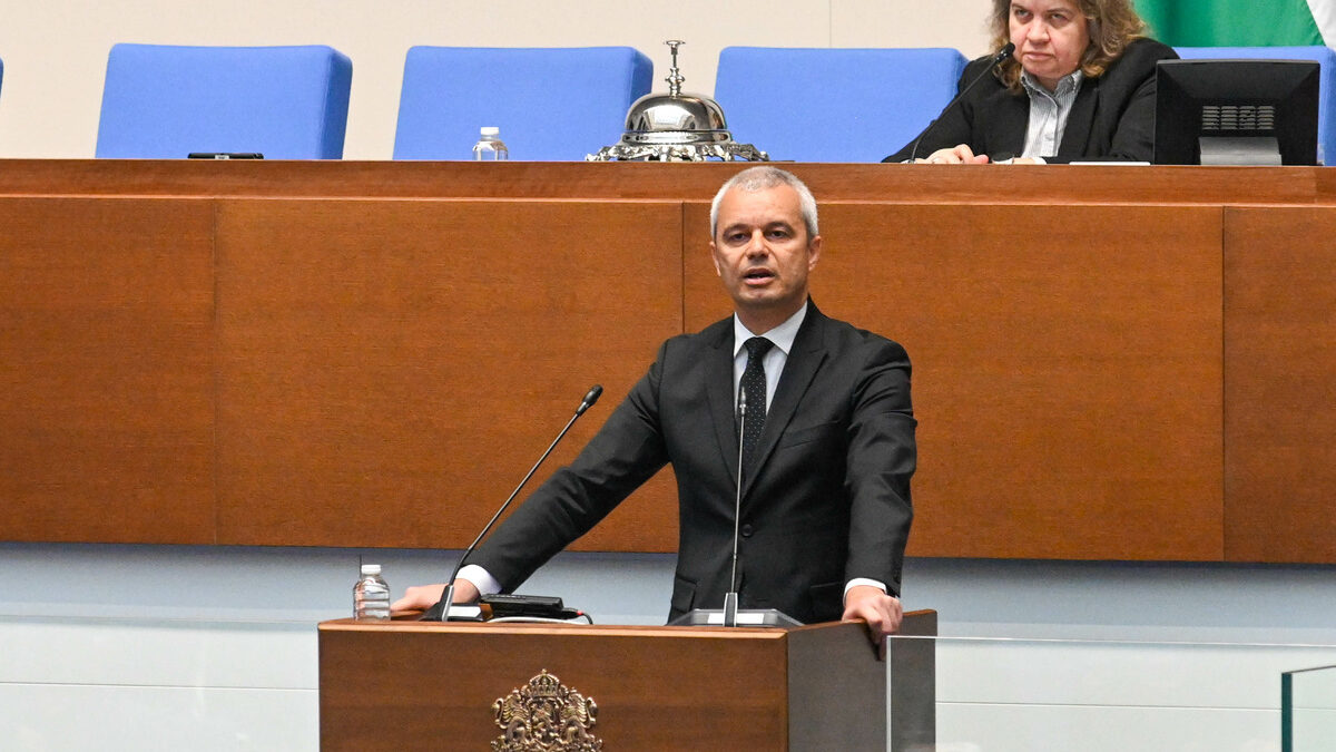 Парламент - Костадин Костадинов - Възраждане Парламент - Костадин Костадинов - Възраждане