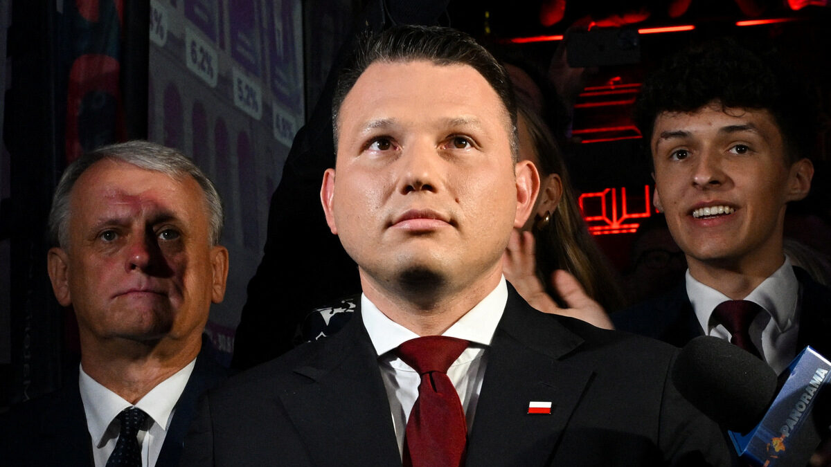 Славомир Менцен.
