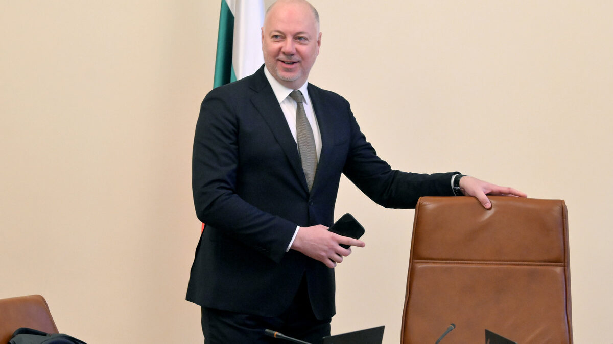 Премиерът: С кмета на София станахме съдружници в решаването на проблема с транспорта