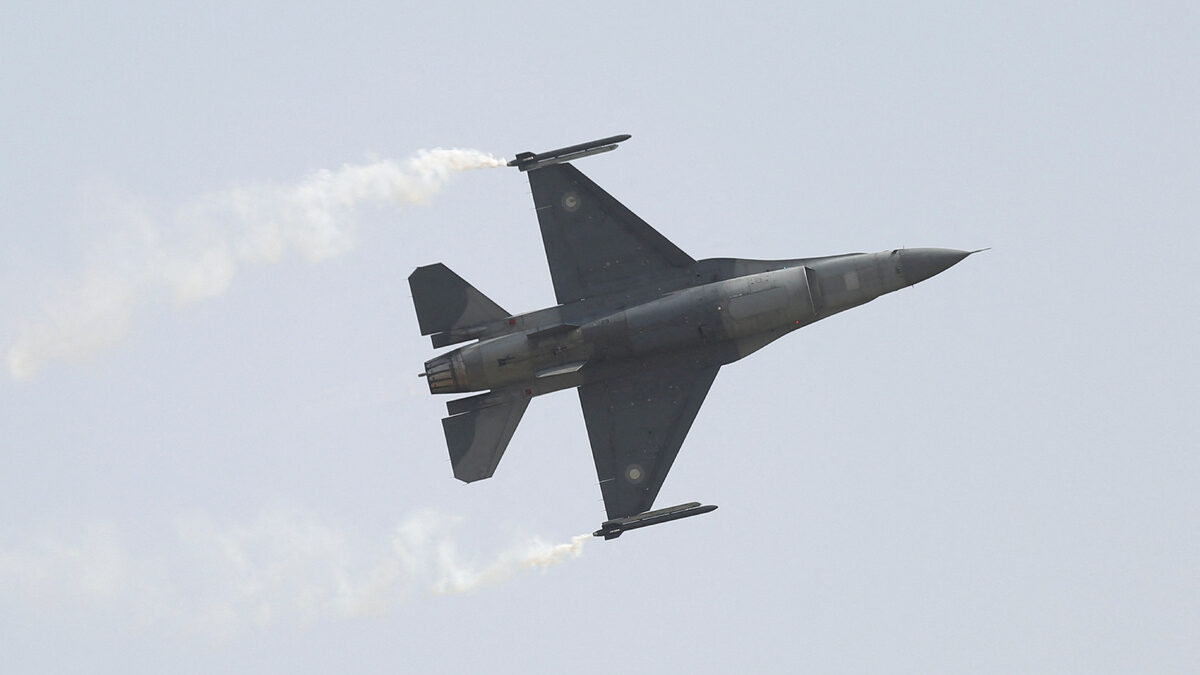 Нидерландия ще предаде още един F-16 на Украйна