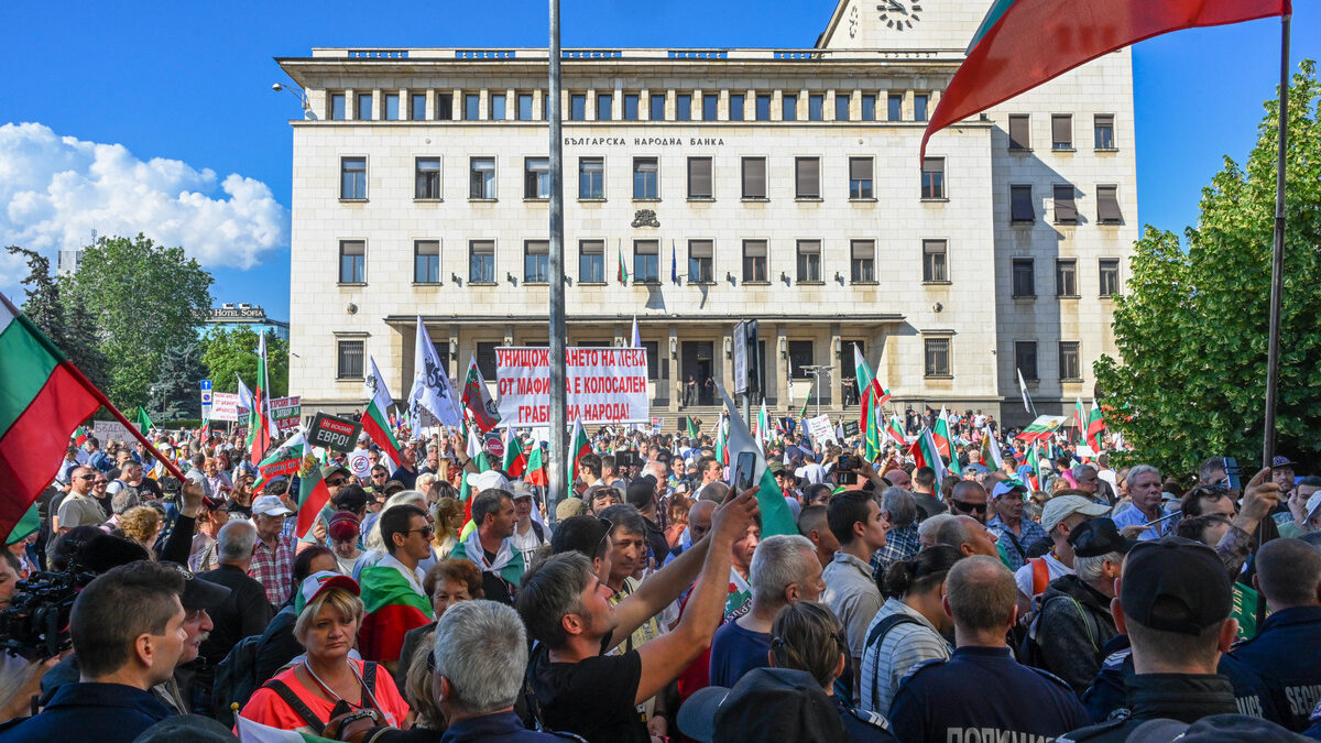 Диляна Гайтанджиева се заяви като противник на еврото, призова "да пазим България"