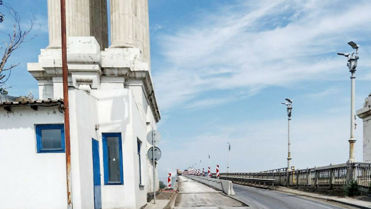 Работещи в пътната агенция ще блокират Дунав мост утре