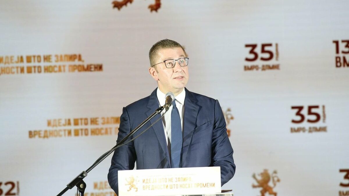София видя в събитията около евродоклада ново оправдание Скопие да не изпълнява ангажиментите си София видя в събитията около евродоклада ново оправдание Скопие да не изпълнява ангажиментите си