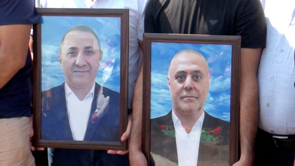 Братята Хюсейн и Зиядин Сафарови, които починаха в ареста на полицията в Екатеринбург Братята Хюсейн и Зиядин Сафарови, които починаха в ареста на полицията в Екатеринбург