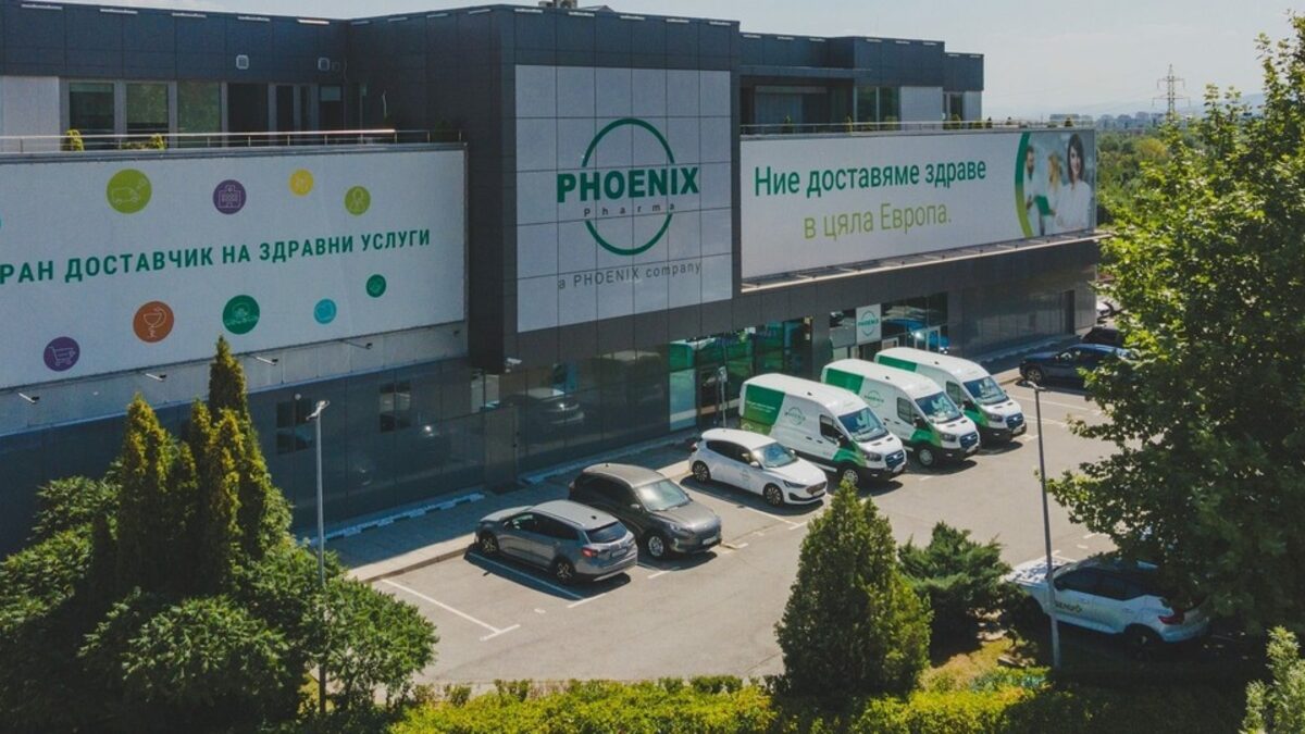 "ФЬОНИКС Фарма" като работодател – кауза, а не работа