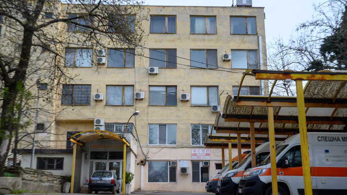 Болницата в Карлово затваря родилното си отделение