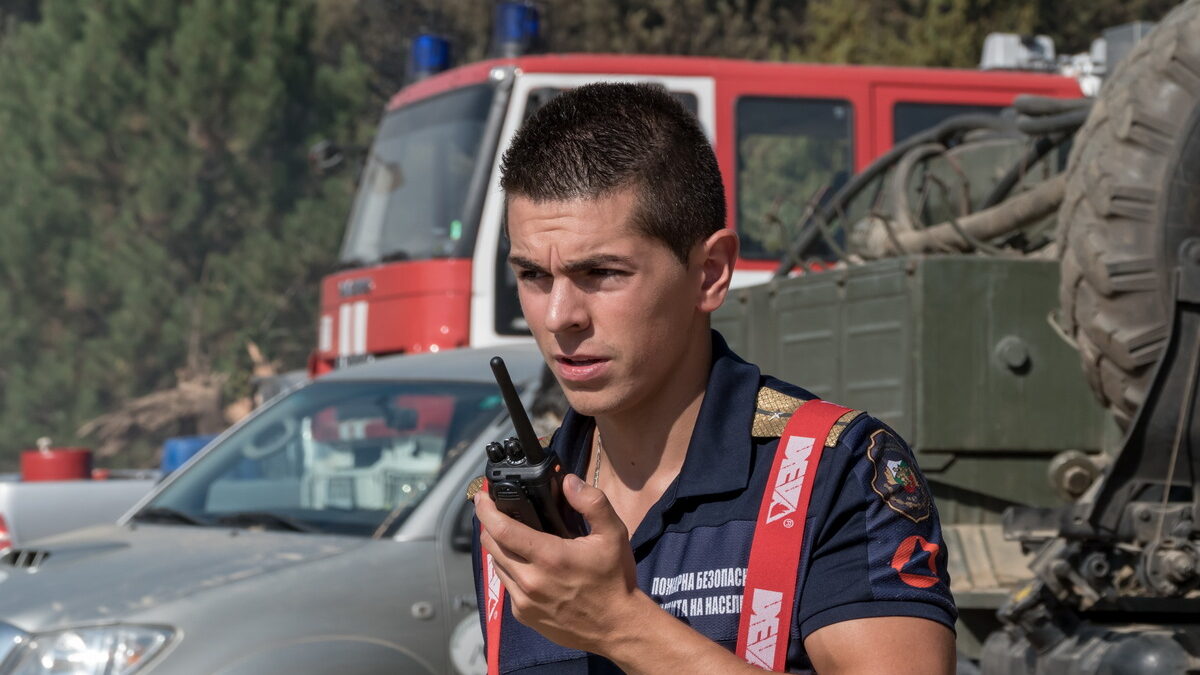 Пожар изпепели 67 дка пшеница в землището на разградско село