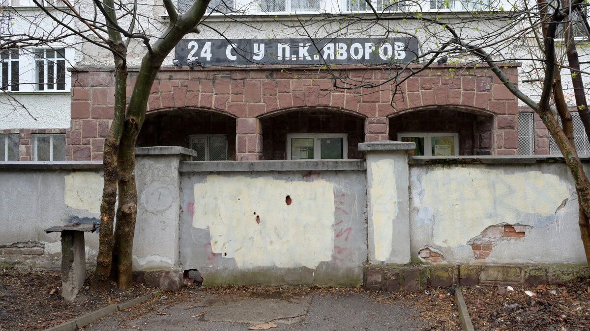 Зазиданият заради казино главен вход на училище в София ще бъде отново отворен