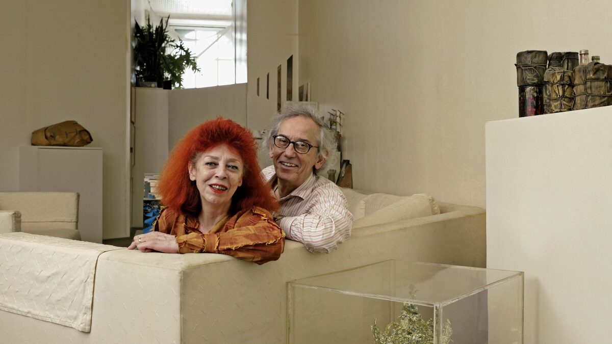 Кристо и Жан-Клод в техния дом в Ню Йорк. Снимка: Wolfgang Volz © Christo and Jeanne-Claude Foundation