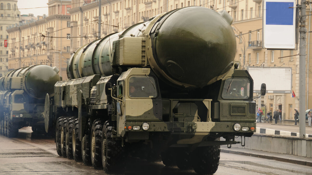 Руска балистична ракета на военен парад в Москва.