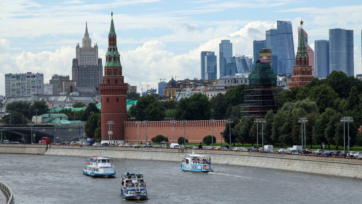 Руската икономика изостава от прогнозирания от правителството и централната банка растеж, става ясно от публикувани предварителни данни за второто тримесечие Руската икономика изостава от прогнозирания от правителството и централната банка растеж, става ясно от публикувани предварителни данни за второто тримесечие