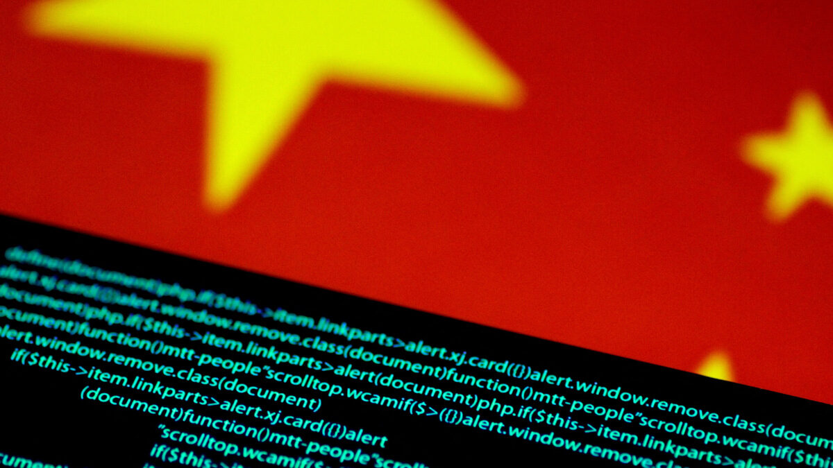 Китай опитва да изкорени неплащането на осигуровки – ще оцелеят ли малките фирми