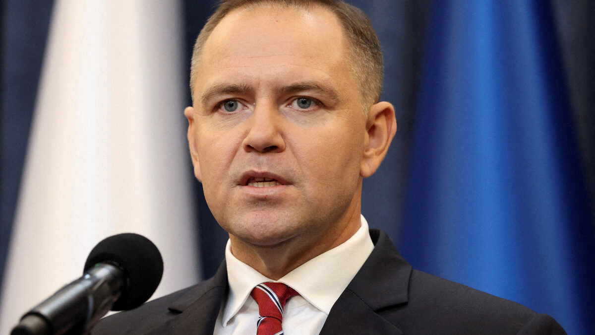 Навроцки наложи вето на закона за удължаване на помощите за украинци