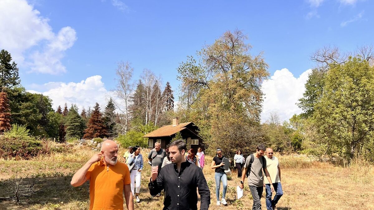 Парк "Врана" официално мина под шапката на областната управа Парк "Врана" официално мина под шапката на областната управа