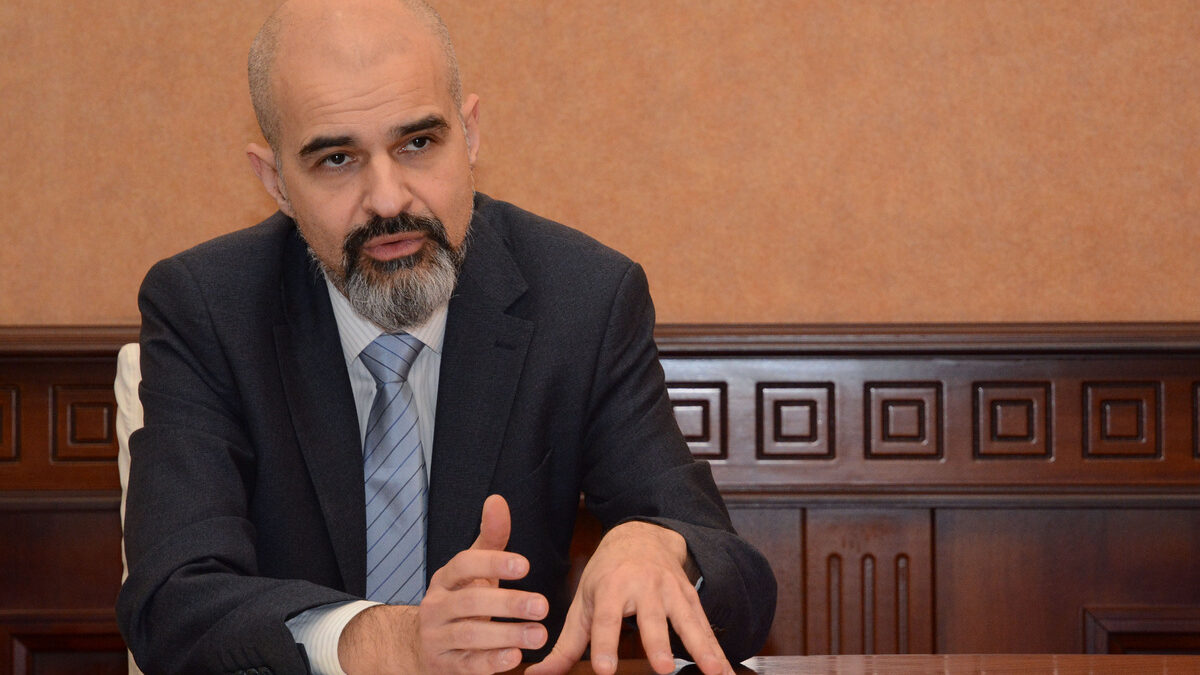 Павел Попов, временно изпълняващ длъжността кмет на Варна