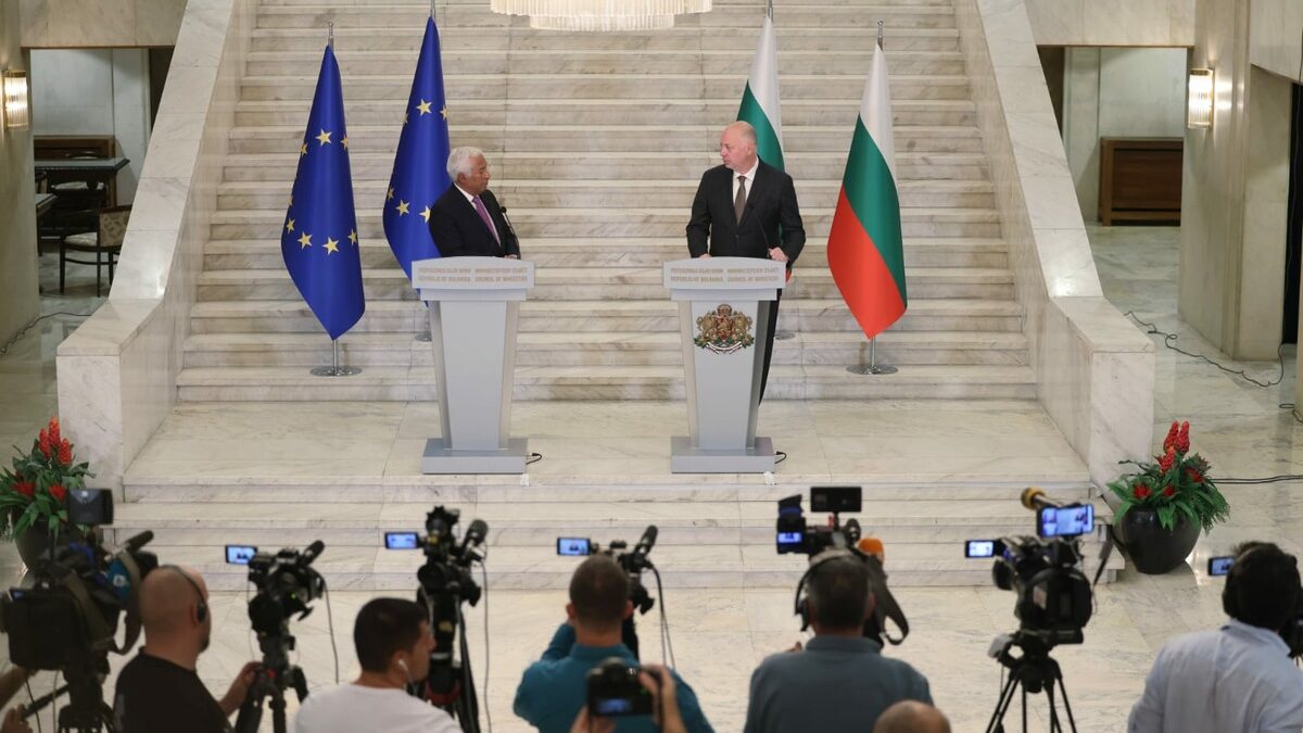 Антонио Коща похвали България за съществения принос в подкрепата за Украйна