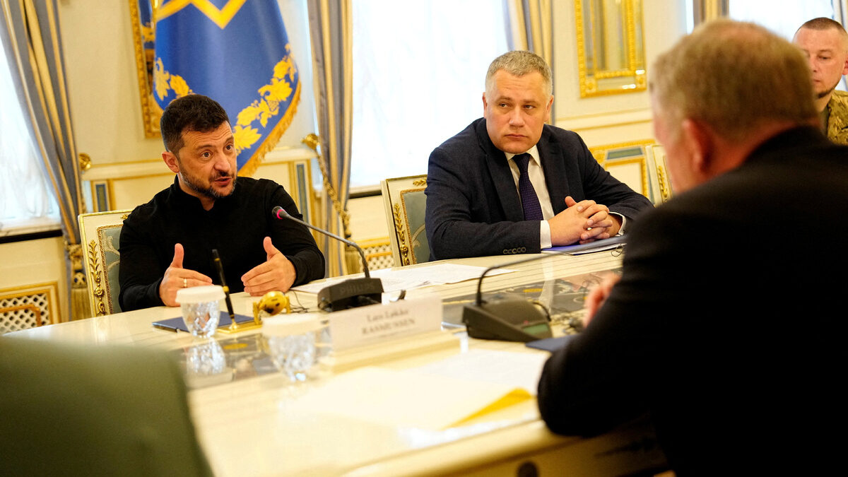 Зеленски: Русия изстреля 3500 дрона и 190 ракети срещу Украйна през септември