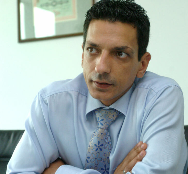<em>Николай Костов</em><br /> <em>Николай Костов</em><br />