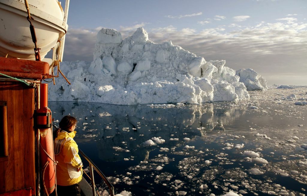 САЩ спират нефтените сондажи в Северния ледовит океан САЩ спират нефтените сондажи в Северния ледовит океан