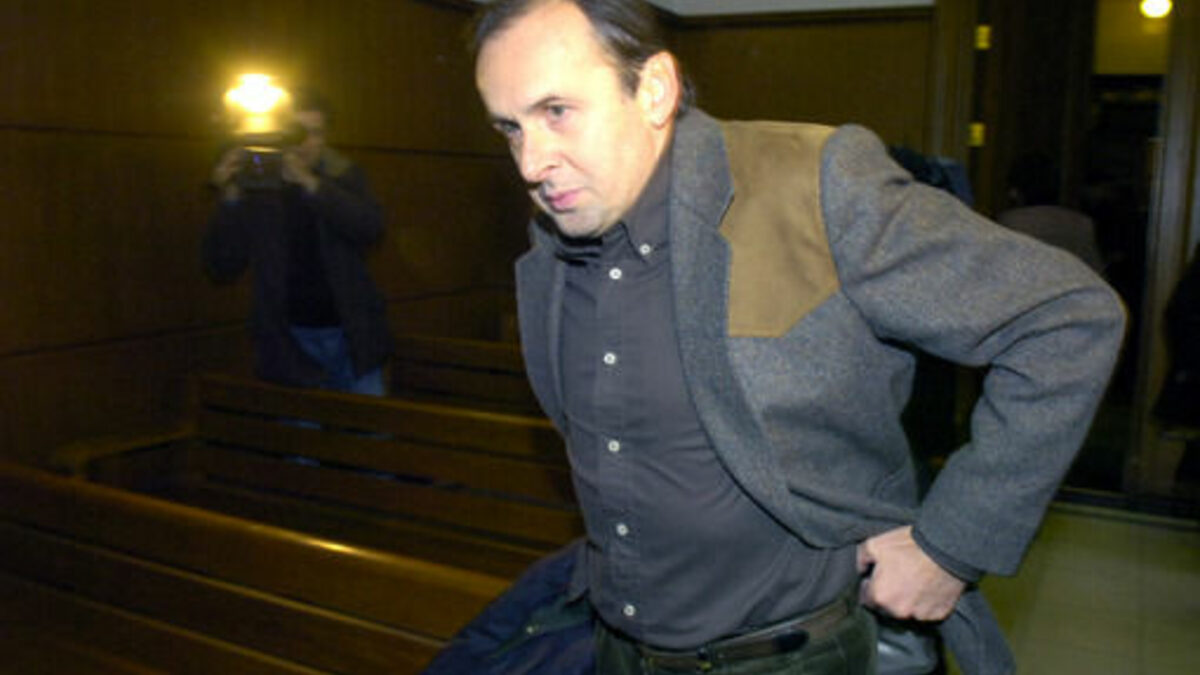Делото за безстопанственост срещу Валентин Димитров продължава вече два часа