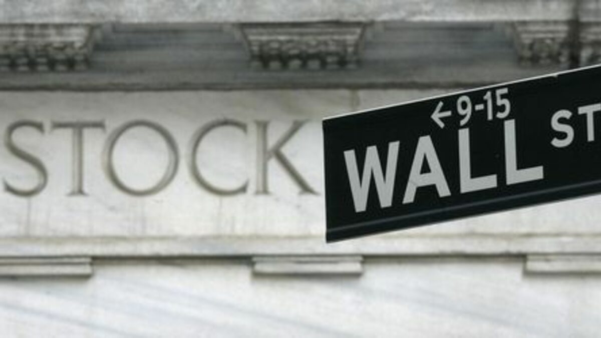 Dow Jones се понижи до ноемврийските нива