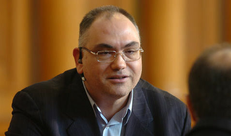 Предозиране: И Владимир Кузов поиска да е президент Предозиране: И Владимир Кузов поиска да е президент