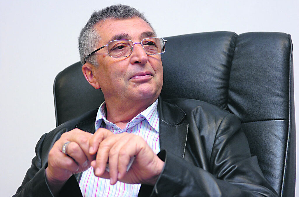 Киро Киров<br />