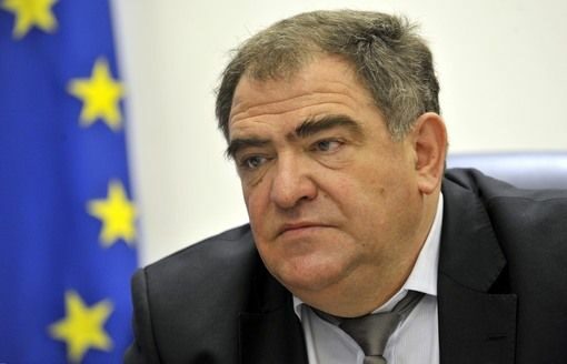 ДАНС се извинила на аграрния министър