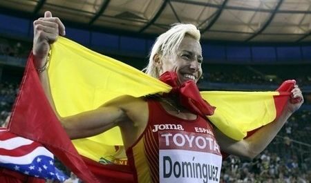 Испанката се радва на световната си титла в Берлин<br />