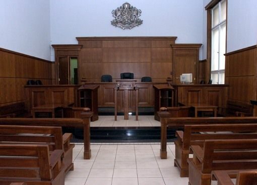 Депутати и адвокати търсят начин правните услуги да не се облагат с ДДС