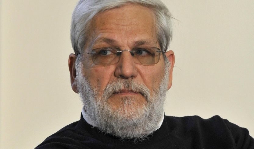 Румен Аврамов