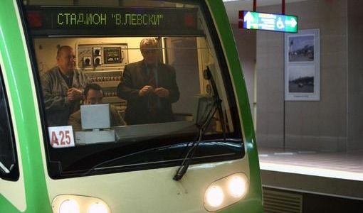 Столичната община ще пусне още три метровлака