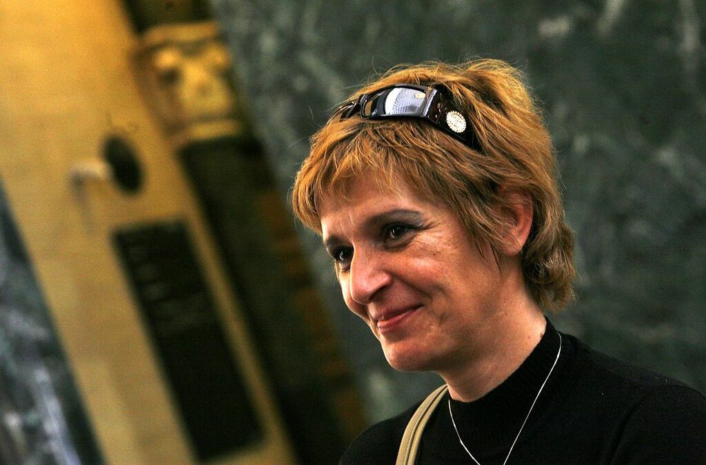 Теодора Захариева от Центъра за защита правата в здравеопазването настоява да се разбере държавата осигурява ли достатъчно лекарства за онкоболните Теодора Захариева от Центъра за защита правата в здравеопазването настоява да се разбере държавата осигурява ли достатъчно лекарства за онкоболните