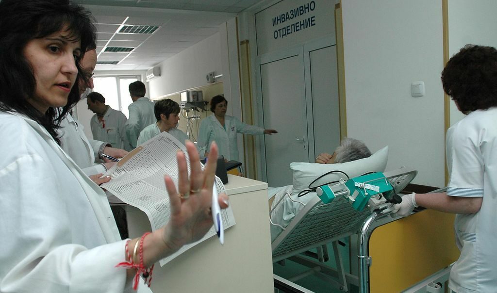 Започват кръстосани одити на договорите на болниците със здравната каса Започват кръстосани одити на договорите на болниците със здравната каса