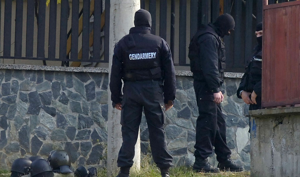 Жандармерия потуши битов скандал в ромската махала в Ихтиман