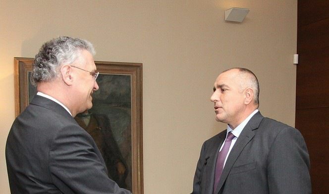 Борисов поиска помощ от Бавария за асфалтиране на пътища Борисов поиска помощ от Бавария за асфалтиране на пътища