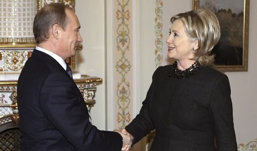 Путин посрещна Хилари Клинтън в Москва<br /> Путин посрещна Хилари Клинтън в Москва<br />