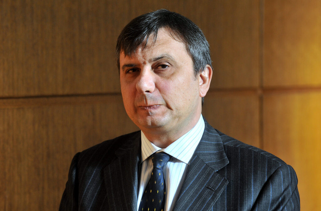 Людмил Стойков